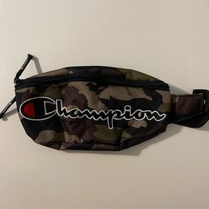 Champion Camo Bag